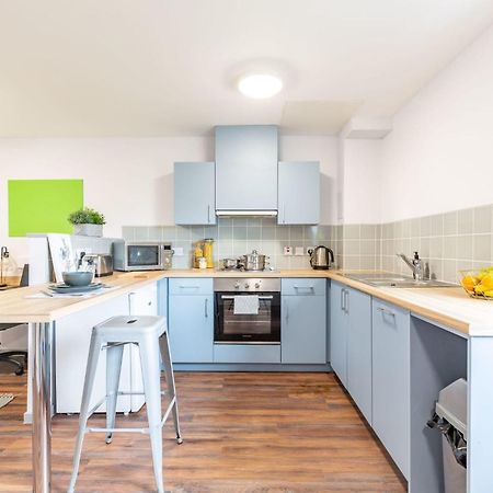 Апартаменты Bryson Court In Newcastle Экстерьер фото