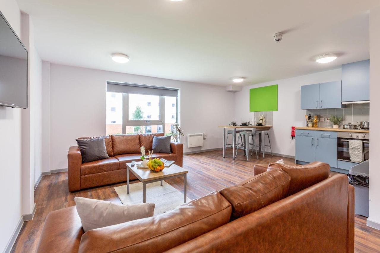 Апартаменты Bryson Court In Newcastle Экстерьер фото