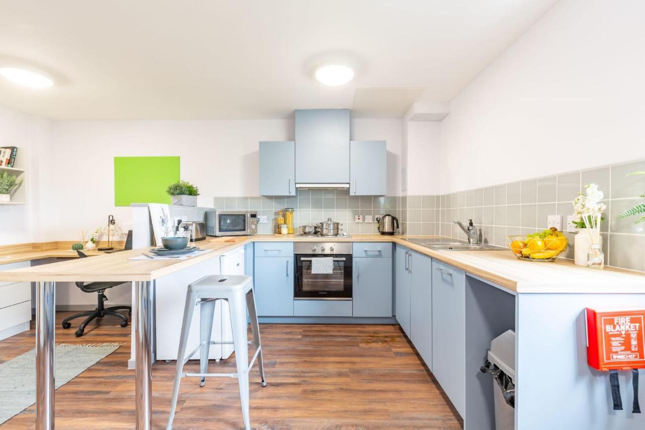Апартаменты Bryson Court In Newcastle Экстерьер фото